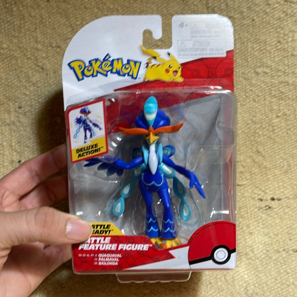 Pokemon Quaquaval Figurine
